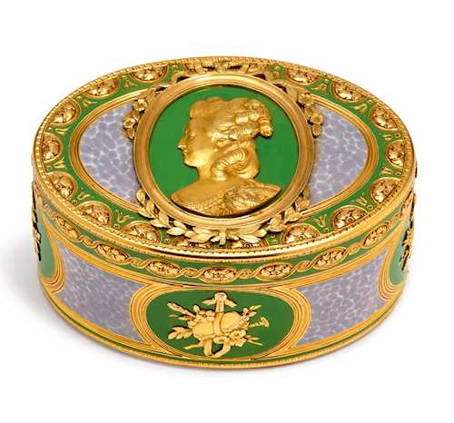 IMPORTANT GOLD AND ENAMEL TABATI&#200;RE