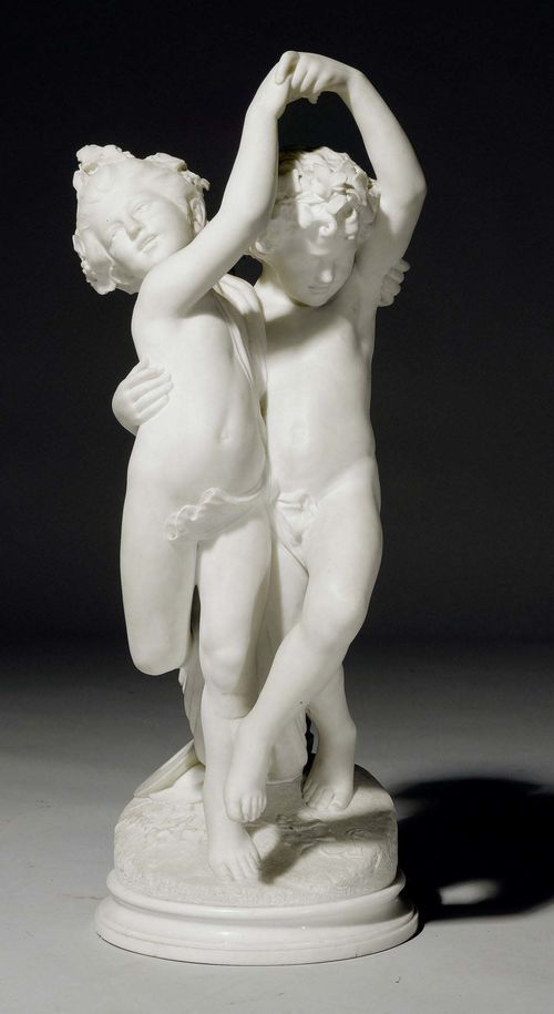 TWO CHILDREN DANCING,signed A. FRILLI FLORENZ. White marble. H 73 cm.