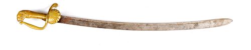 SABRE, ca. 1720/30. Switzerland for Polish elite guard. Single-edged blade, engraved with crowned monogram "AR" (L 72.1 cm). Brass grip with lion head. Total length 85 cm.