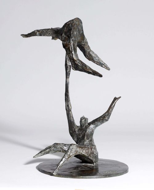 ROSSI, REMO (1909-1982) Bronze with brown patina. Sculpture "Acrobats". On a round, flat base, signed "Remo Rossi" and dated 1955. H 53 cm.