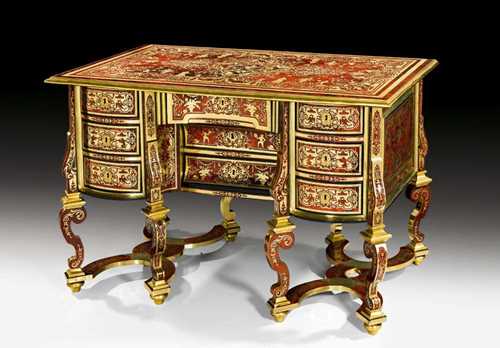 BUREAU MAZARIN WITH BOULLE MARQUETRY, Louis XIV, from a Paris master workshop, circa 1710. Red tortoiseshell with exceptionally fine, engraved brass inlays "a la Berain". Top edged in brass. Richly gilt bronze mounts and applications. 129x73x83 cm. Very important, impressive bureau in very good condition.