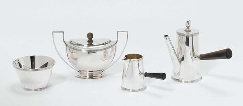 COFFEE SET WITH ASSOCIATED SUGAR BOWL, Amsterdam, 1927. Marked A. Bonebakker & Zoon. Plain, conical form with profiled edges. Associated sugar bowl with year stamp Q = 1951. Total weight 850 g.