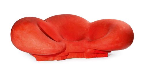 LOUIS DUROT (1939) SOFA, model "Ours", c. 1980/90 Red polyurethane foam. L 350 cm.