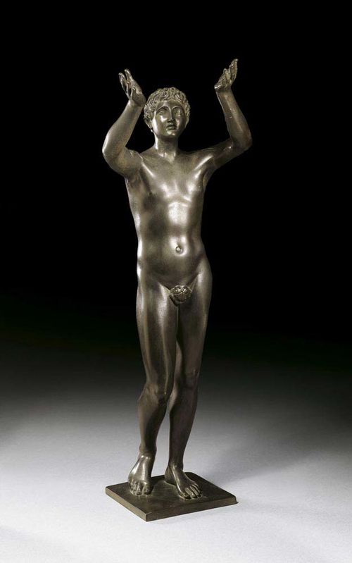 BURNISHED BRONZE FIGURE OF A YOUNG MAN, after the antique, Italy, end of the  19th century H 52 cm. Provenance: Private collection, Switzerland. Lit.: H. Berman, Bronzes - Sculptors and founders 1800-1930, Chicago 1980; IV, p. 893 (ill. 3408 and 3409, the same model).