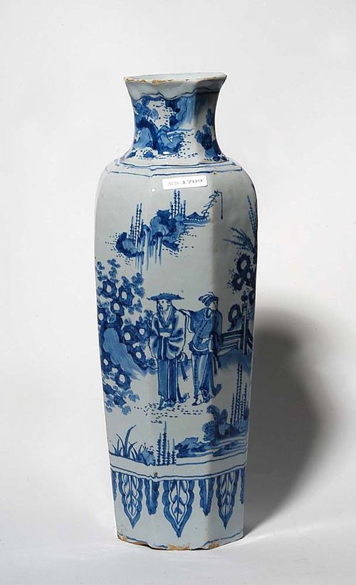 LARGE VASE WITH CHINOISERIE DECORATION, Nevers, late 17th century. H 39cm. With small hairline crack on foot and very small chips to rim. Provenance: private collection, South Germany