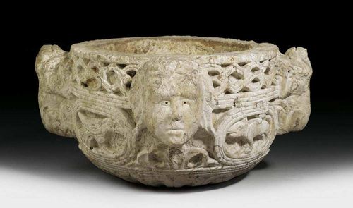 WHITE MARBLE WATER BASIN, late antiquity, Byzantium, 6-9 century AD. With masks at the corners and finely crafted sides. Some weathering. 52x50x26 cm. Provenance: Swiss private collection