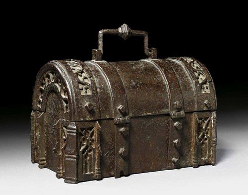 SMALL IRON BOX, Gothic, probably France, 15/16th century Pierced iron with fine iron bands and carrying handles. The lock incomplete.  20x11x14 cm. Provenance: Private collection, Basel.