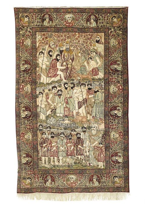 KIRMAN LAVER PICTORIAL CARPET old. Light central field with Biblical scenes of figures and animals in landscape. Light border with portrait medallions, floral patterned. Good condition. 138x209 cm.