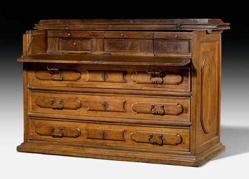 BUREAU CABINET,early Baroque, Italy, 17th/18th century. Shaped walnut. Hinged top. The front with hinged top drawer above 3 drawers. Fitted interior of 3 adjacent large drawers under 3 corresponding narrow drawers. Bronze mounts and drop handles. 165x65x(open 76)x105 cm.