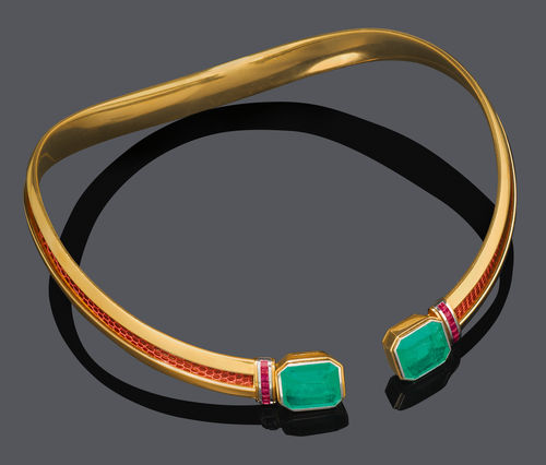 EMERALD, RUBY AND GOLD NECKLACE, BY MAX POLLINGER.