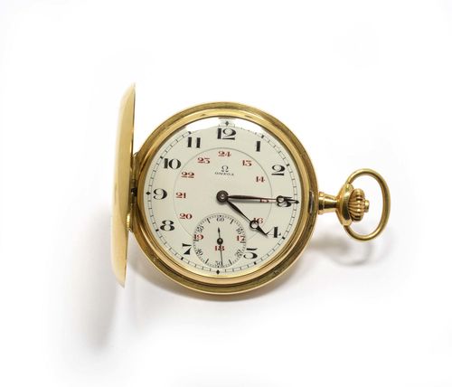 SAVONNETTE POCKET WATCH, OMEGA, ca. 1920. Yellow gold 750, 101g. Polished case No. 5887554 with engraved ligature monogram "EZ". Enamelled dial with black Arabic numerals, blued Breguet hands, inner 24-hour circle with red numerals, small second. Lever escapement No. 1860459 with Breguet spring, bimetallic balance, fine adjustment, 3 screwed chatons. Does not run: resinified. D 51 mm. With contemporary case.