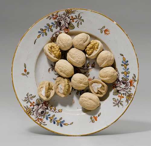 FAYENCE TROMPE L'OEIL PLATE WITH NUTS,