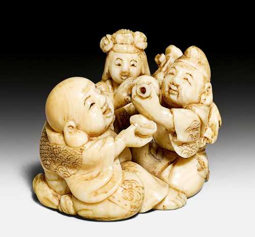 AN OKIMONO OF THREE LUCKY GODS.