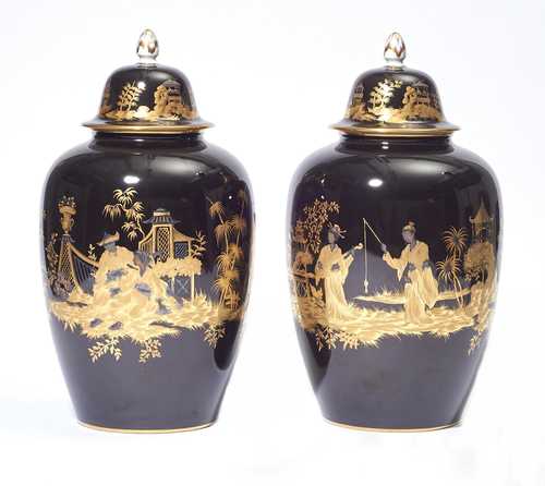 PAIR OF LARGE LIDDED PORCELAIN VASES WITH GOLD DECORATION IN THE SÈVRES STYLE,