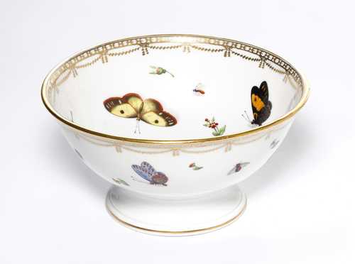BOWL, DECORATED WITH BUTTERFLIES,