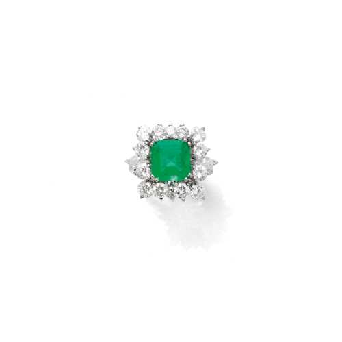 EMERALD DOUBLET AND DIAMOND RING, ca. 1950.