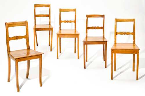 LOT OF 5 SIMILAR CHAIRS,
