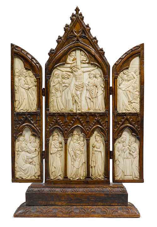 LARGE GOTHIC TRIPTYCH / WINGED ALTAR