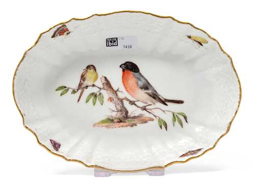 SMALL BOWL WITH A BIRD PAINTING