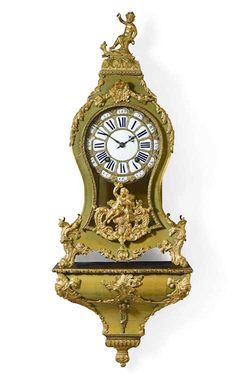 GREEN HORN CLOCK with plinth,