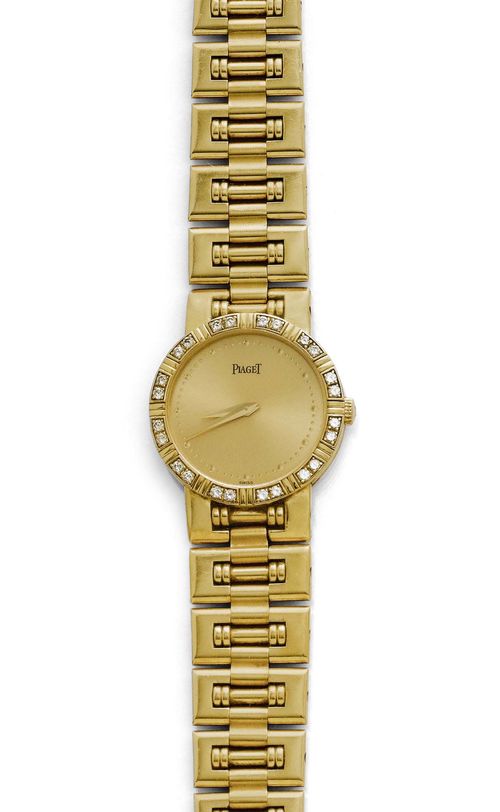 DIAMOND LADY'S WRISTWATCH, PIAGET, 1990s. Yellow gold 750, 63g. Ref. 80564K81. Flat, round case No. 655665 with brilliant-cut diamond lunette. Gold-coloured dial with dot indices and gold-coloured hands. Quartz movement No. 220307, Cal. 8P2. Does not run, movement needs to be replaced. Gold band with rectangular fantasy links, L ca. 18 cm. D 22 mm.
