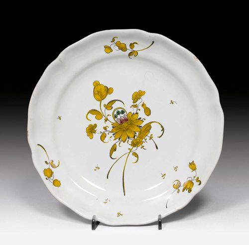 FAIENCE PLATE FROM THE 'GLERESSE' SERVICE,Fribourg, Manufacture de François-Charles Gendre (1772-1798). No mark. D 23 cm. Minor edge chip.