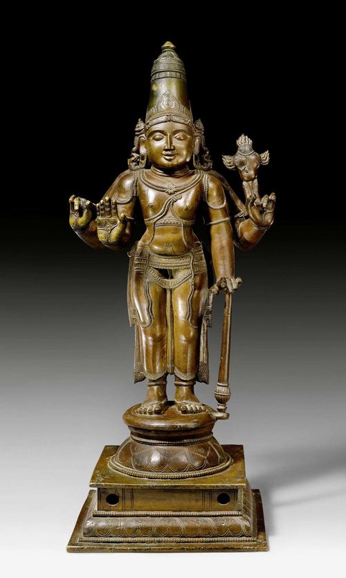 A LARGE BRONZE SCULPTURE OF THE STANDING VISHNU. India, 19th century, height 66 cm. One hand damaged.
