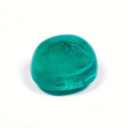 UNMOUNTED EMERALD. Unmounted, oval, fine Columbian emerald cabochon of 134.88 ct, treated. With Gemlab Report No. 2184/09. From the heirs of Baron Anton Kiss (1880-1970), son of Katharina Schratt, Schloss Mondsee.