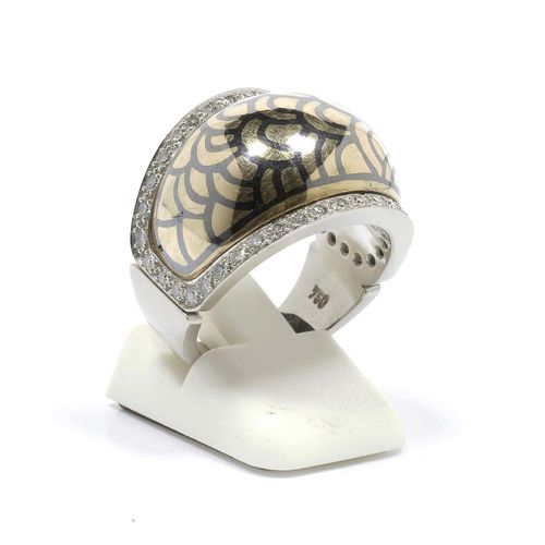 GOLD AND DIAMOND RING, Péclard. Yellow and white gold 750, Attractive bicolour band ring, the convex top decorated with niello decor, within a border of 42 single-cut diamonds weighing ca. 0.50 ct, of high-grade colour and purity. Size 55. With copy of invoice.