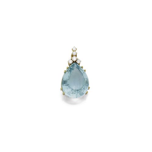 AQUAMARINE AND DIAMOND PENDANT WITH RING. Yellow and white gold 585 und 750. Attractive pendant with a clip eyelet, set with 1 fine drop-cut aquamarine of ca. 35.00 ct and additionally decorated with 5 diamonds weighing ca. 0.70 ct in total. Matching ring, the top set with 1 drop-cut aquamarine of ca. 14.50 ct and additionally decorated with 1 diamond of ca. 0.08 ct. Size ca. 58. With copy of invoice from König, 2003, and copy of insurance estimate by Bucherer, 2011.