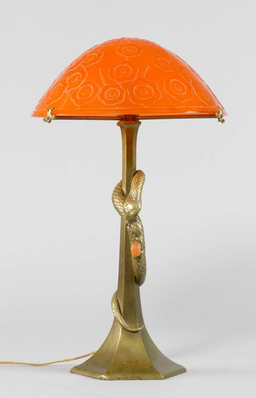 TABLE LAMP,France. Attributed to "Daum Nancy France". Bronze. Hexagonal, conical foot. Orange glass shade. D 32 cm, H 49 cm.