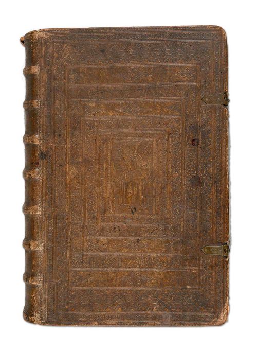 COVERS - cover on wood boards, German, 2nd half of 17th cent., on 5 bands, pig skin extensively ornamented with blind tooled fillets. Depiction of Luther on endpaper (recto), and prob. Melanchthon (verso). 2 ornamented brass clasps (lightly rubbed and browned with worm traces. Corners and edges bumped). Fol. Content: Biblia, Das ist, Altes und Neues Testaments Teutsch D. Martin Luthers... Nürnberg, Endter, 1670. 1660 pp. With engr. portrait, ca. 17 engr. plates and 3 double page engr. maps. -Incomplete.