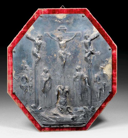 CRUCIFIXION GROUP,Augsburg, last third of the 17th century, Meister Elias Jäger I (1654-1709). Embossed silver in low relief. With maker's mark. 31x27.5 cm.
