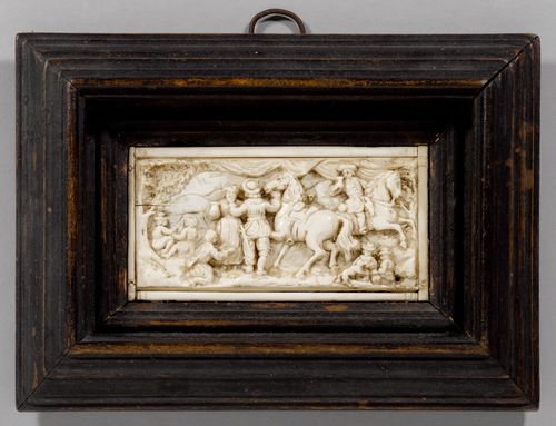 SMALL IVORY PLAQUE,