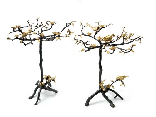 PAULA SWINNEN (1964), PAIR OF CANDLEHOLDERS, designed in 2013. Bronze with black and gilt patina. Decoration of birds, dragonflies, butterflies and salamander. 8 light branches. Unique piece. Signed and dated Swinnen 2013. H 80 cm. L 60 cm.