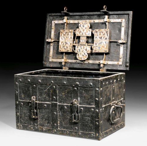 IRON COFFER, Early Baroque, German circa 1700. Wrought iron. Finely engraved lock and bands. 77x45x45 cm.