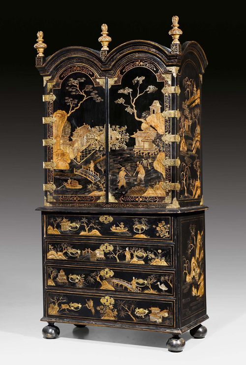 LACQUER BUREAU CABINET, George I, England circa 1700/20. Wood lacquered on all sides. Lower section with 4 drawers, the top drawer hinged and with leather-lined writing surface as well as fitted interior of drawers and compartments. Rich, gilt bronze mounts and sabots. 110x58x209 cm.