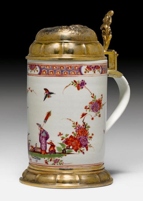 CHINOISERIE TANKARD WITH SILVER-GILT MOUNT,