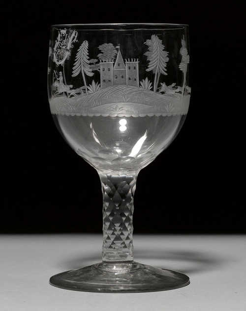 LARGE GLASS GOBLET WITH HUNTING SCENE,