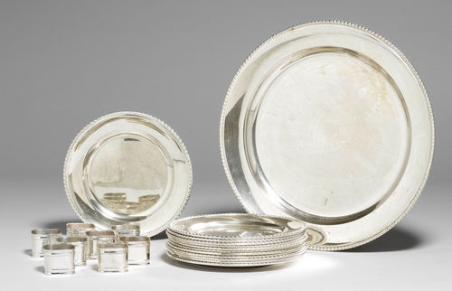 LOT COMPRISING VARIOUS PIECES OF TABLEWARE