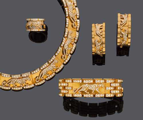 A SUITE OF DIAMOND AND GOLD JEWELLERY, BY CARTIER.