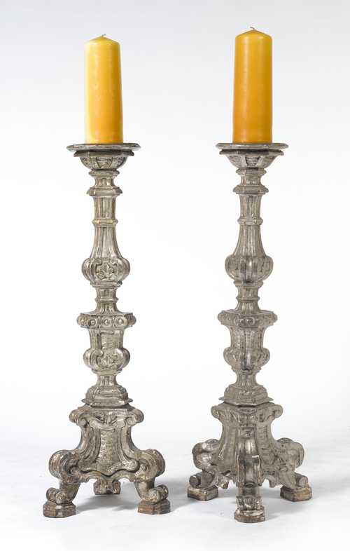 PAIR OF CANDLE HOLDERS.