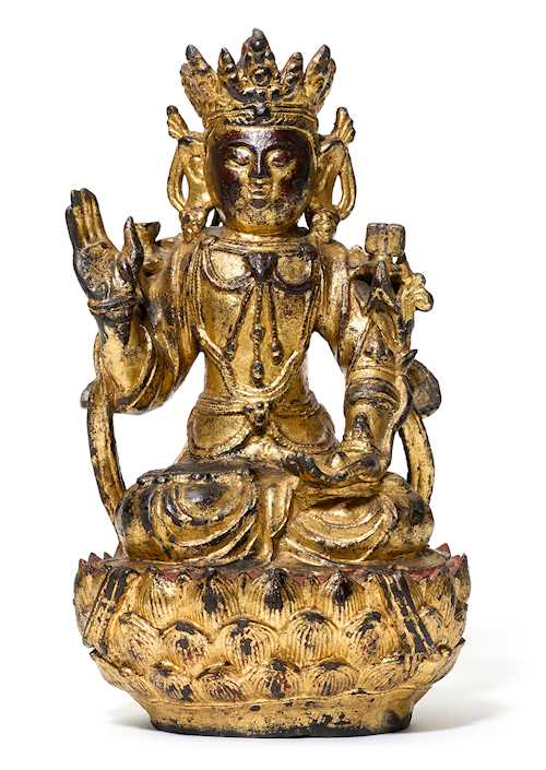 A LACQUER-GILT BRONZE FIGURE OF THE SEATED GUANYIN.