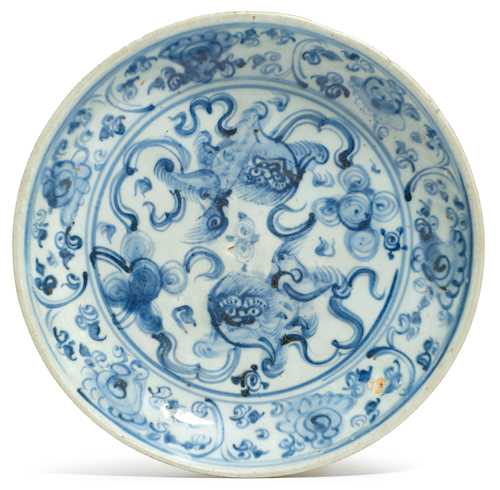 A BLUE AND WHITE BOWL.
