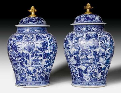 PAIR OF IMPORTANT VASES WITH BRONZE FINIALS,Louis XV, the porcelain China, Kangxi, late 17th century, the bronze Rome, 18th century. Exceptionally finely painted porcelain with idealized park and pagoda landscape and figural scenes. The cover with fine bronze bud. H 65 cm.
