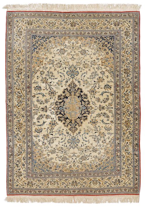 NAIN old.Beige ground with a central medallion, decorated with trailing flowers, beige border, 165x225 cm.