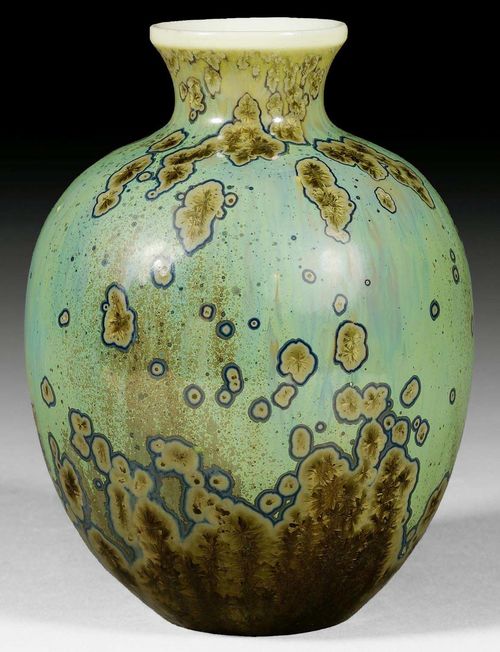 VASE, MEISSEN, FACTORY TRIAL PIECE CIRCA 1924-34.Soft paste. Egg-shaped body with flowing turquoise glaze with crystals. Underglaze blue sword mark with dot and 427 H, model number S 138, 157/63 incised (body type for soft paste porcelain), 166 pressed number. H 15.2cm.