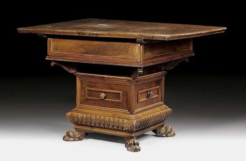 TABLE WITH LION PAW FEET, known as a "Trogtisch",Renaissance, Tuscany, 17th century Shaped walnut carved with paw feet and applied scrolls. Restored. 121x93x84 cm. Fine high quality table
