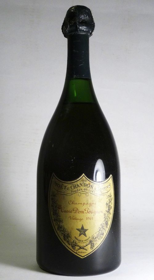 1 bt Champagne Dom Pérignon    75cl   1961