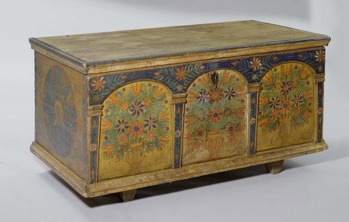 A PAINTED CHEST, Alpine region, 19th century. Pine with later painted decoration. 137x73x71 cm.